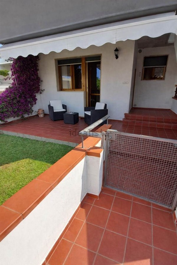 appartamento in vendita a Scarlino in zona Puntone