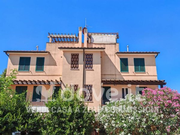 appartamento in vendita a Scarlino in zona Puntone