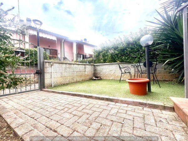 casa indipendente in vendita a Scarlino in zona Scarlino Scalo