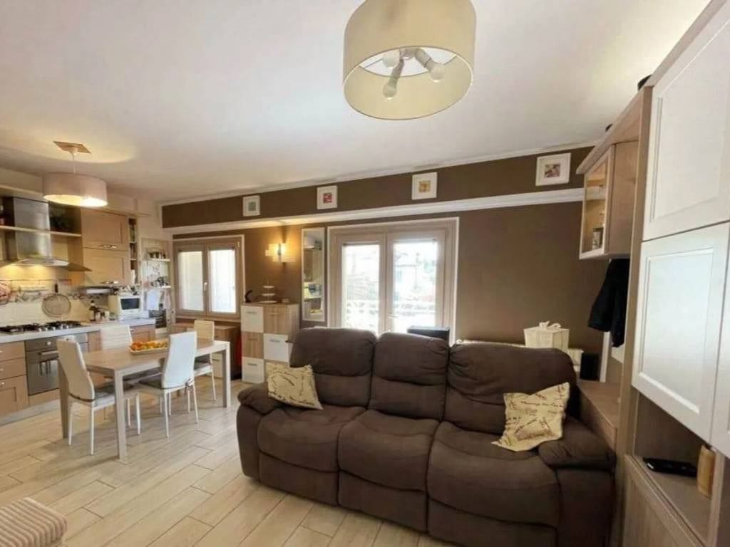 casa indipendente in vendita a Scarlino in zona Puntone