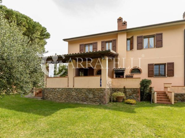 casa indipendente in vendita a Scarlino