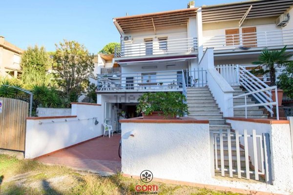 casa semindipendente in vendita a Scarlino