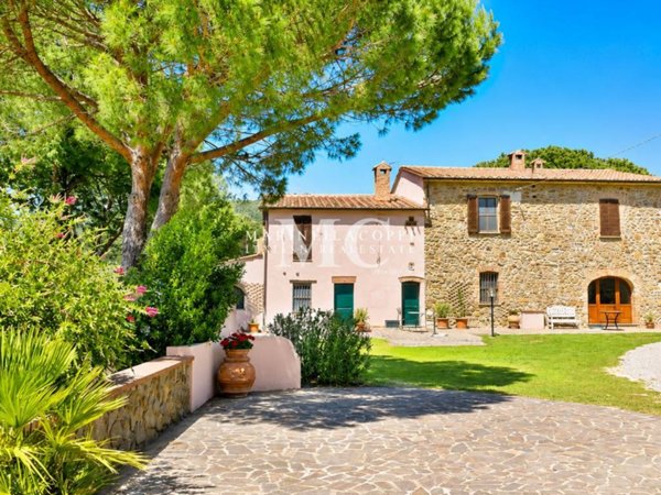 casa indipendente in vendita a Scarlino