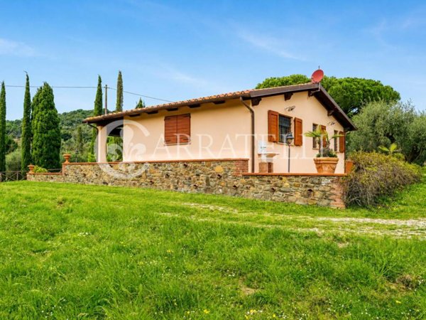 casa indipendente in vendita a Scarlino