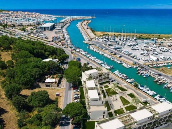appartamento in vendita a Scarlino in zona Puntone