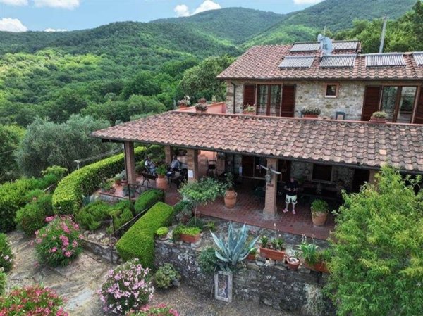 casale in vendita a Scarlino in zona Imposto