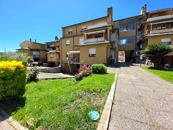 appartamento in vendita a Scarlino in zona Scarlino Scalo
