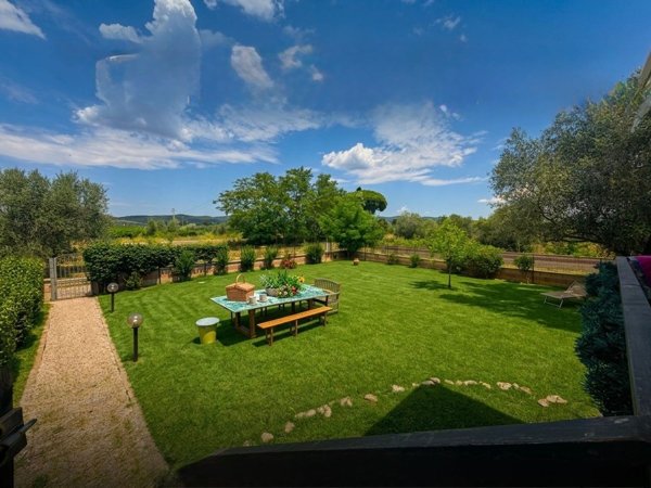 casa indipendente in vendita a Scarlino in zona Scarlino Scalo