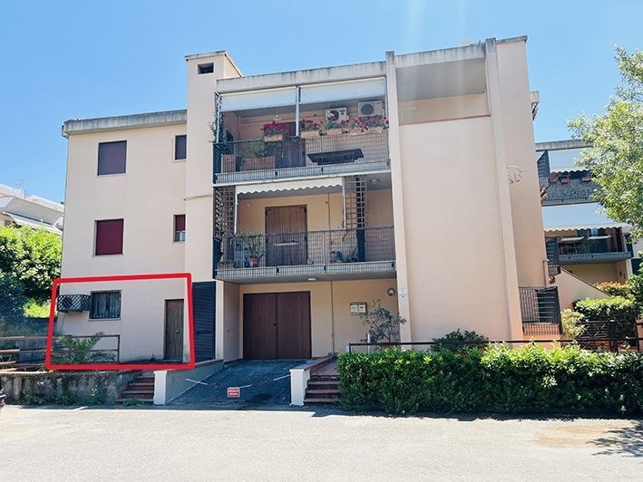 ufficio in vendita a Scarlino in zona Puntone