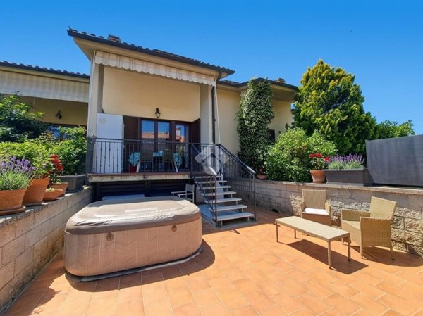 casa indipendente in vendita a Scarlino in zona Scarlino Scalo