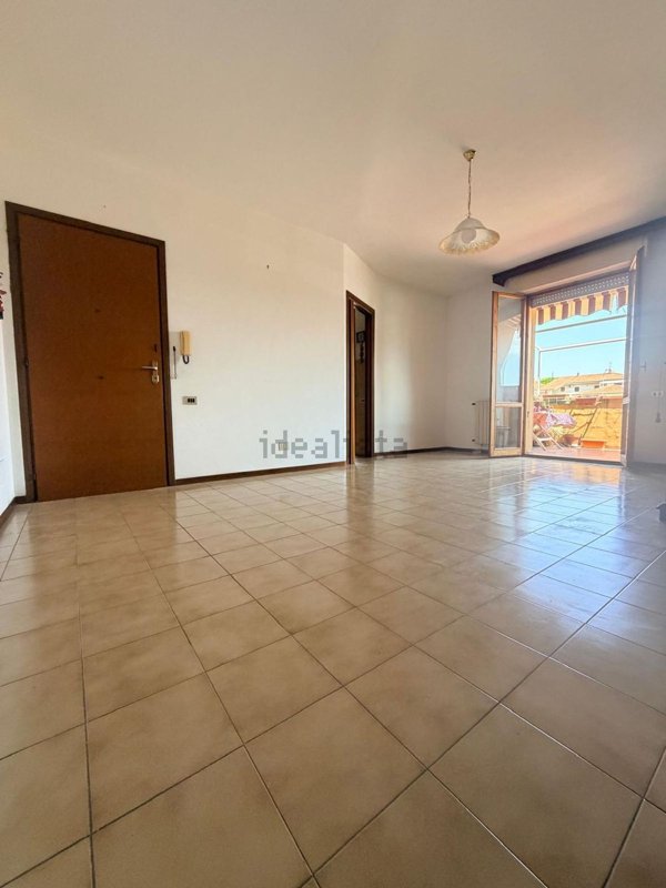 appartamento in vendita a Scarlino in zona Scarlino Scalo