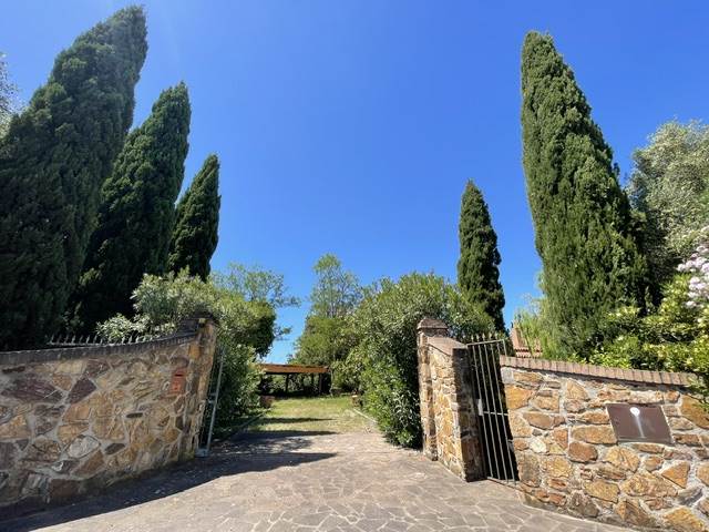 casa indipendente in vendita a Scarlino
