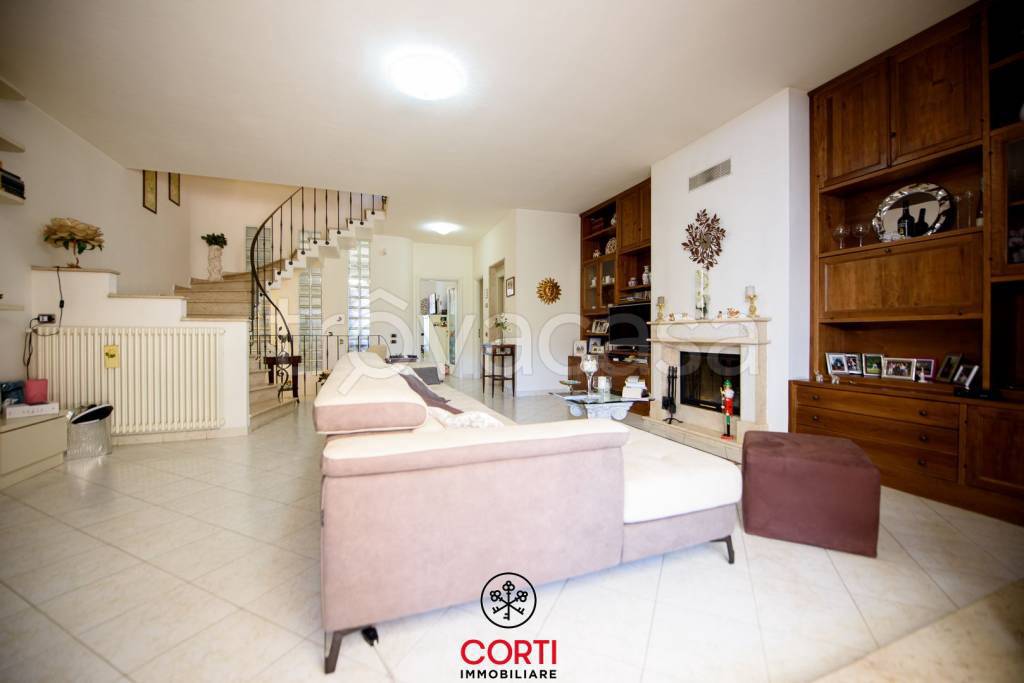 casa indipendente in vendita a Scarlino in zona Scarlino Scalo