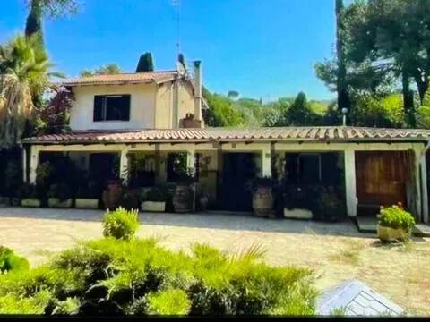 casa indipendente in vendita a Scarlino