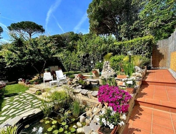 casa indipendente in vendita a Scarlino