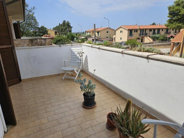 appartamento in vendita a Scarlino in zona Le Case