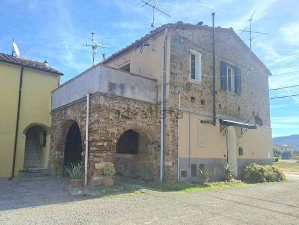 appartamento in vendita a Scarlino in zona Le Case