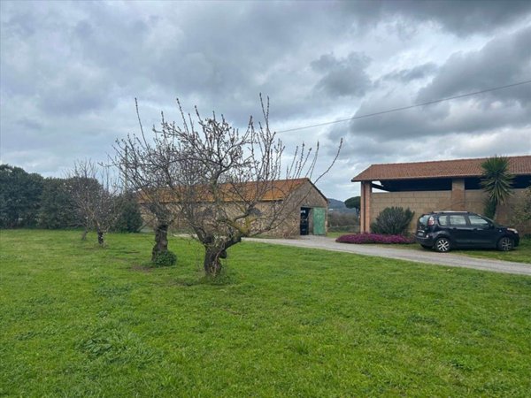 appartamento in vendita a Scarlino in zona Imposto