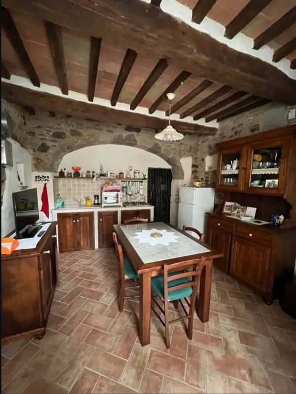 appartamento in vendita a Seggiano