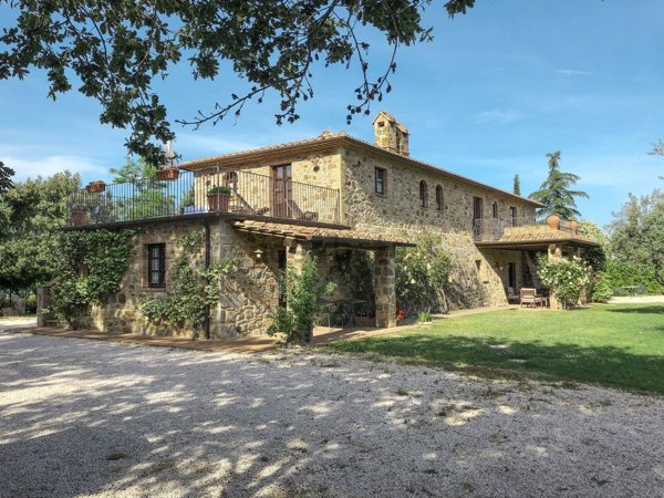 casa indipendente in vendita a Seggiano