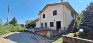appartamento in vendita a Seggiano