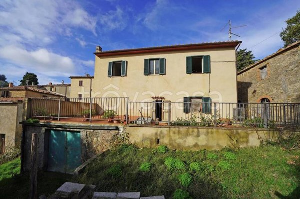 casa indipendente in vendita a Seggiano