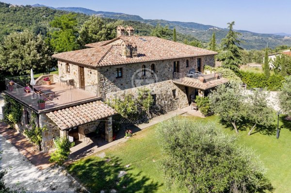 casale in vendita a Seggiano