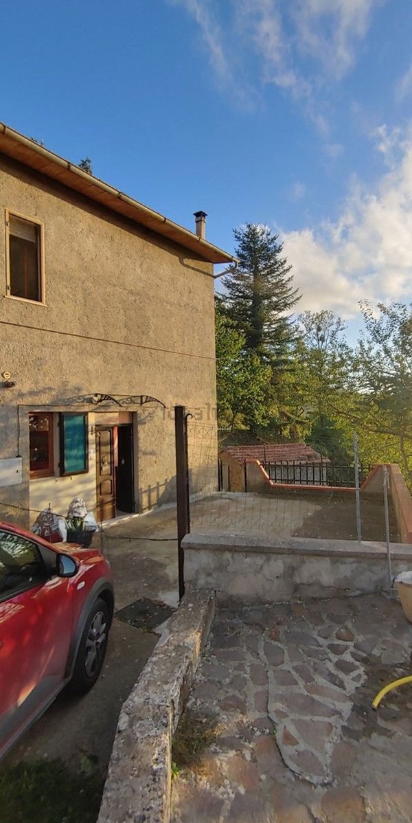 appartamento in vendita a Seggiano