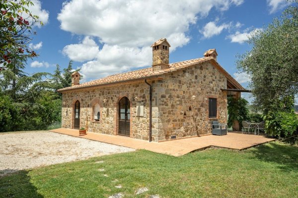 casa indipendente in vendita a Seggiano