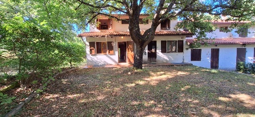 casa indipendente in vendita a Seggiano