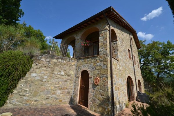 casa indipendente in vendita a Seggiano