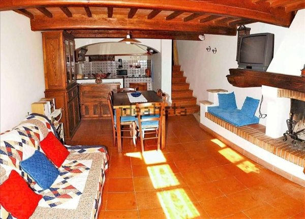 appartamento in vendita a Seggiano