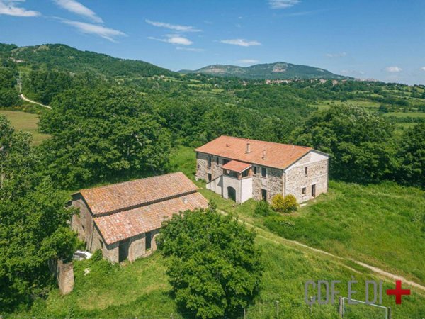 casale in vendita a Sorano in zona Sovana