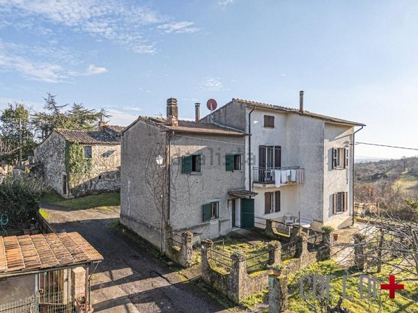 appartamento in vendita a Sorano in zona Elmo