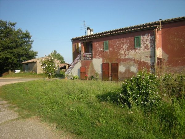 ufficio in vendita a Sorano in zona Montorio