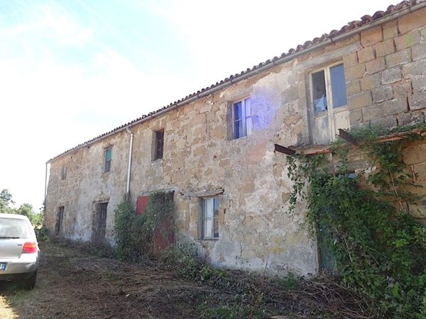 casa indipendente in vendita a Sorano in zona San Giovanni delle Contee