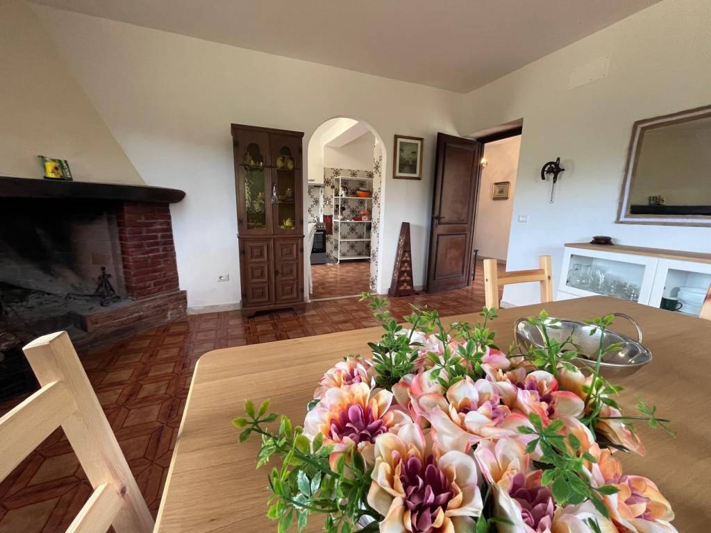 casa indipendente in vendita a Sorano in zona Castell'Ottieri