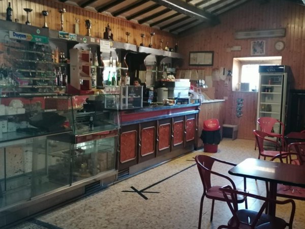 negozio in vendita a Sorano in zona Elmo