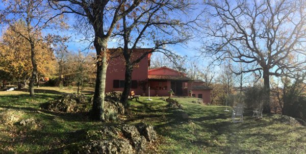 casa indipendente in vendita a Sorano in zona Montebuono