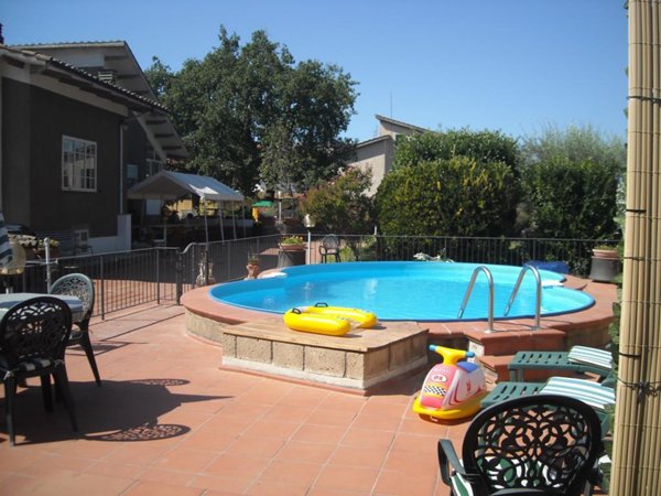 casa indipendente in vendita a Sorano
