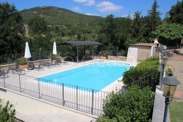 casa indipendente in vendita a Sorano in zona Sovana