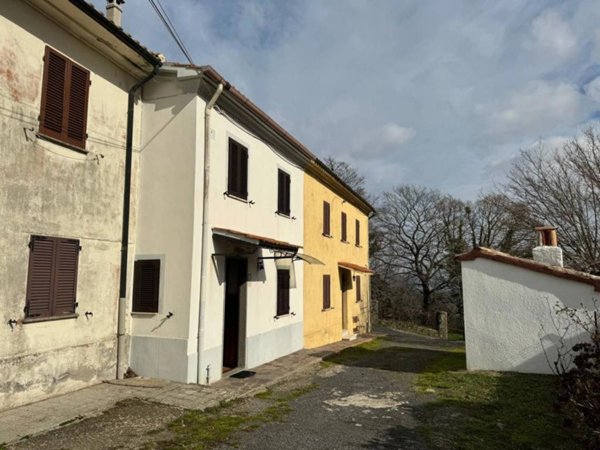 appartamento in vendita a Sorano in zona San Giovanni delle Contee