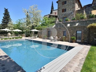 casa indipendente in vendita a Sorano