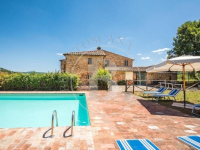 casa indipendente in vendita a Sorano