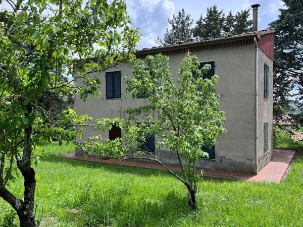 casa indipendente in vendita a Sorano in zona San Valentino