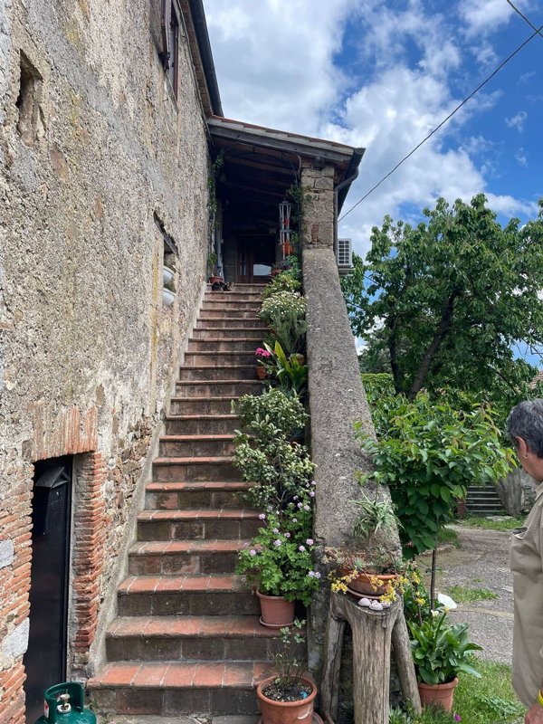 appartamento in vendita a Sorano in zona Sovana