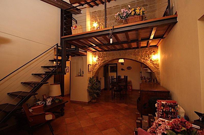 casa indipendente in vendita a Sorano in zona Sovana