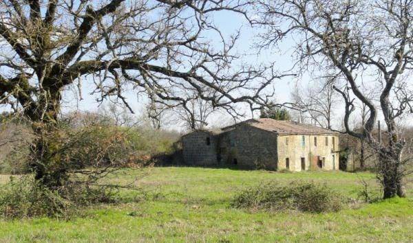 casa indipendente in vendita a Sorano in zona Sovana