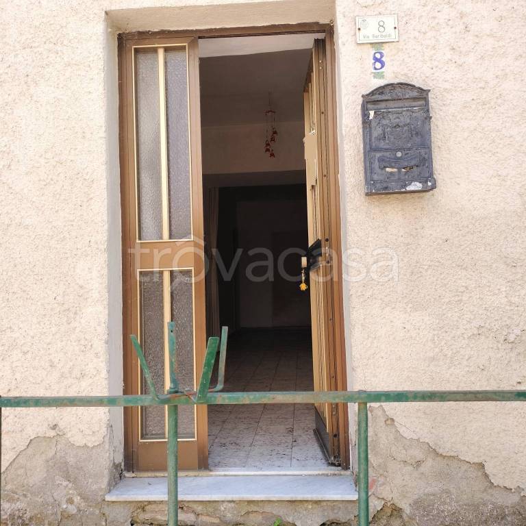 appartamento in vendita a Sorano in zona San Quirico