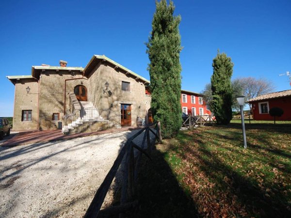 casa indipendente in vendita a Sorano in zona San Quirico